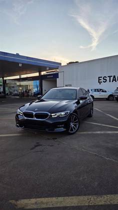 BMW 320i 2.0 16V TURBO GASOLINA SPORT AUTOMÁTICO BMW 320i 2.0 16V TURBO GASOLINA SPORT AUTOMÁTICO